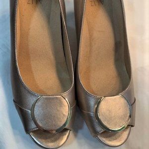 Naturalizer Women's Ollie Wedge Shoe